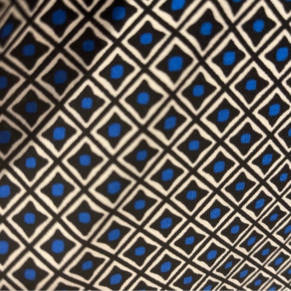 Catherines Button Up Blouse Women’s 3XL Roll Tab Sleeves White Blue Black Career - Picture 6 of 9